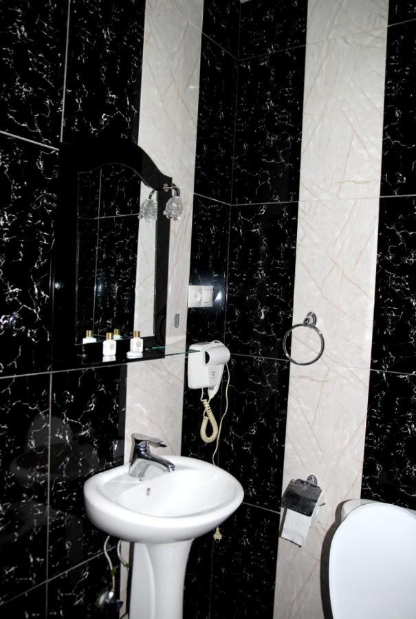 Hotel Richard 第比利斯 外观 照片